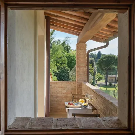 With Pool Among Tuscan Art Cities Dom wakacyjny